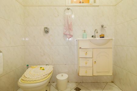 Casa à venda com 200m², 2 quartos e 3 vagas Casa à venda com 200m², 2 quartos e 3 vagasBanheiro 2