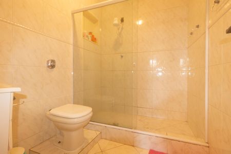 Casa à venda com 200m², 2 quartos e 3 vagas Casa à venda com 200m², 2 quartos e 3 vagasBanheiro 1