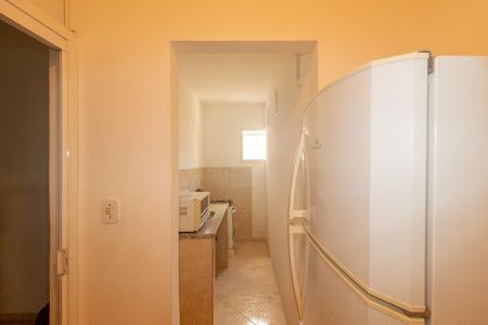 Casa à venda com 200m², 2 quartos e 3 vagas Casa à venda com 200m², 2 quartos e 3 vagasCozinha 2