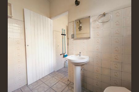 Casa à venda com 109m², 2 quartos e 1 vaga Casa à venda com 109m², 2 quartos e 1 vagaBanheiro