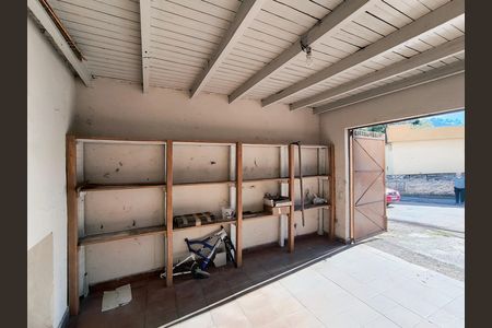 Casa à venda com 109m², 2 quartos e 1 vaga Casa à venda com 109m², 2 quartos e 1 vagaGaragem