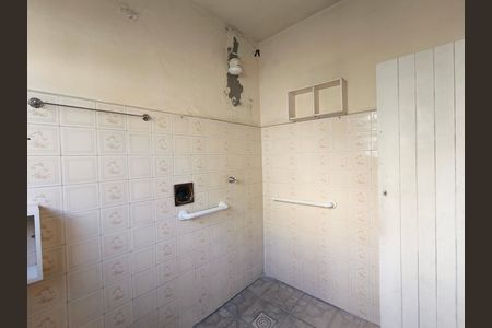 Casa à venda com 109m², 2 quartos e 1 vaga Casa à venda com 109m², 2 quartos e 1 vagaBanheiro