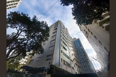 Apartamento à venda com 220m², 3 quartos e 2 vagas Apartamento à venda com 220m², 3 quartos e 2 vagasFachada do Prédio