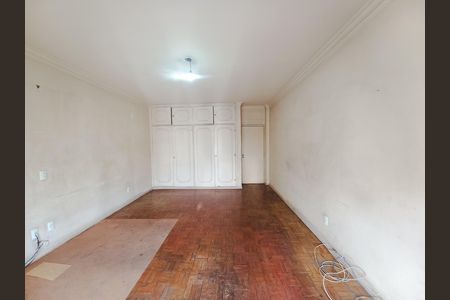 Apartamento à venda com 220m², 3 quartos e 2 vagas Apartamento à venda com 220m², 3 quartos e 2 vagasQuarto 1