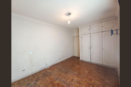 Apartamento à venda com 220m², 3 quartos e 2 vagas Apartamento à venda com 220m², 3 quartos e 2 vagasQuarto 3