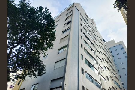 Apartamento à venda com 220m², 3 quartos e 2 vagas Apartamento à venda com 220m², 3 quartos e 2 vagasFachada do Prédio