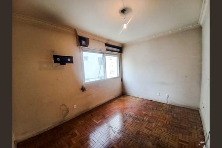 Apartamento à venda com 220m², 3 quartos e 2 vagas Apartamento à venda com 220m², 3 quartos e 2 vagasQuarto 3