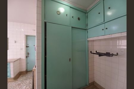 Apartamento à venda com 220m², 3 quartos e 2 vagas Apartamento à venda com 220m², 3 quartos e 2 vagasCozinha