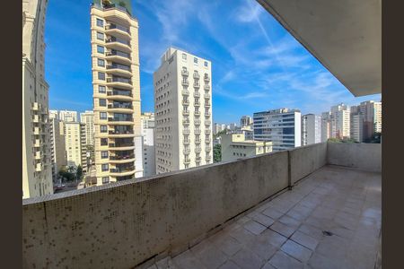 Apartamento à venda com 220m², 3 quartos e 2 vagas Apartamento à venda com 220m², 3 quartos e 2 vagasSalão de Festas - Vista