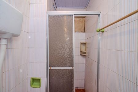Banheiro de apartamento para alugar com 3 quartos, 100m² em Jardim Carvalho, Porto Alegre