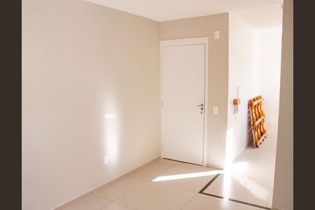 Sala de apartamento para alugar com 2 quartos, 40m² em Santa Cruz, Rio de Janeiro