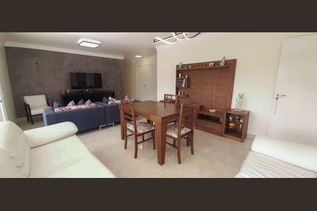 Sala de apartamento para alugar com 4 quartos, 194m² em Parque dos Principes, São Paulo