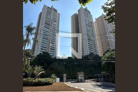 Apartamento para alugar com 194m², 4 quartos e 3 vagas Apartamento para alugar com 194m², 4 quartos e 3 vagasFachada