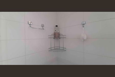 Apartamento para alugar com 194m², 4 quartos e 3 vagas Apartamento para alugar com 194m², 4 quartos e 3 vagasBanheiro da Suíte 1