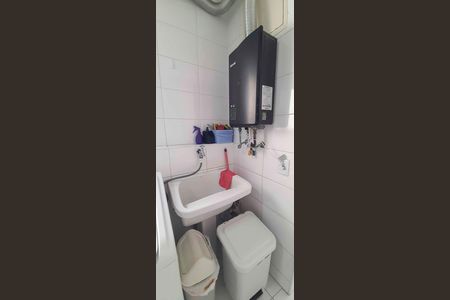Apartamento para alugar com 194m², 4 quartos e 3 vagas Apartamento para alugar com 194m², 4 quartos e 3 vagasÁrea de serviço