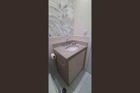 Apartamento para alugar com 194m², 4 quartos e 3 vagas Apartamento para alugar com 194m², 4 quartos e 3 vagasBanheiro da Suíte 2