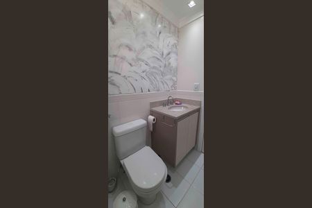 Apartamento para alugar com 194m², 4 quartos e 3 vagas Apartamento para alugar com 194m², 4 quartos e 3 vagasBanheiro da Suíte 2