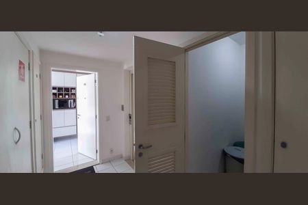 Apartamento para alugar com 194m², 4 quartos e 3 vagas Apartamento para alugar com 194m², 4 quartos e 3 vagasDepósito