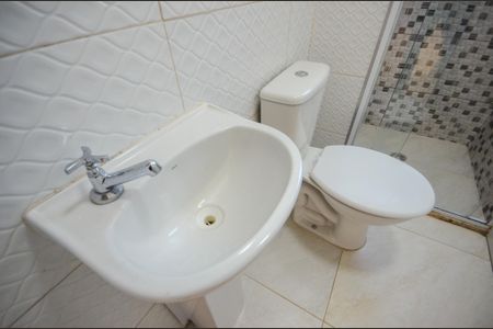 Apartamento à venda com 51m², 2 quartos e 1 vaga Apartamento à venda com 51m², 2 quartos e 1 vagaBanheiro