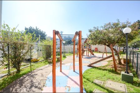 Apartamento à venda com 51m², 2 quartos e 1 vaga Apartamento à venda com 51m², 2 quartos e 1 vagaÁrea comum - Playground