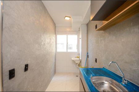 Cozinha de apartamento à venda com 2 quartos, 51m² em Parque Panamericano, São Paulo