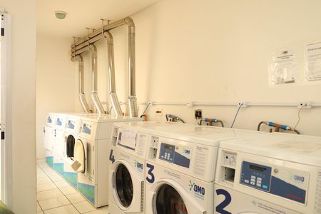 Área comum - Lavanderia de apartamento para alugar com 2 quartos, 40m² em Vila Campanela, São Paulo