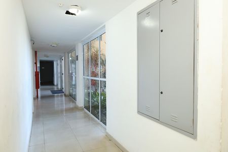 Apartamento para alugar com 40m², 2 quartos e 1 vagaÁrea comum - Saguão do prédio