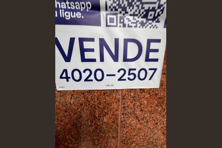 Apartamento à venda com 40m², 1 quarto e 1 vaga Apartamento à venda com 40m², 1 quarto e 1 vagaPlaca