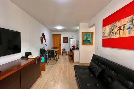 Apartamento à venda com 40m², 1 quarto e 1 vaga Apartamento à venda com 40m², 1 quarto e 1 vagaSala