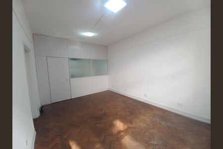 Sala 1 de kitnet/studio para alugar com 2 quartos, 56m² em Sé, São Paulo