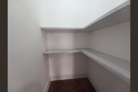 Depósito de kitnet/studio para alugar com 2 quartos, 56m² em Sé, São Paulo