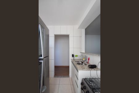Apartamento para alugar com 50m², 2 quartos e 1 vaga Apartamento para alugar com 50m², 2 quartos e 1 vagaCozinha e Área de Serviço