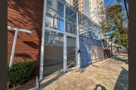 Apartamento para alugar com 50m², 2 quartos e 1 vaga Apartamento para alugar com 50m², 2 quartos e 1 vagaFachada e portaria