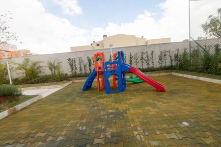 Apartamento para alugar com 50m², 2 quartos e 1 vaga Apartamento para alugar com 50m², 2 quartos e 1 vagaÁrea comum - Playground