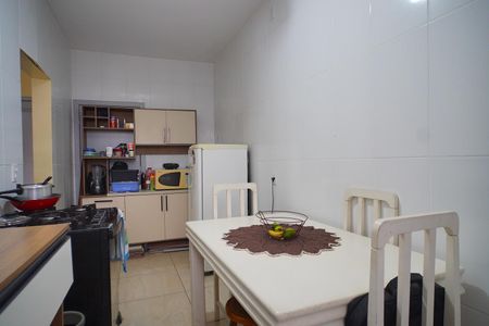 Apartamento à venda com 90m², 2 quartos e sem vaga Apartamento à venda com 90m², 2 quartos e sem vagaCozinha