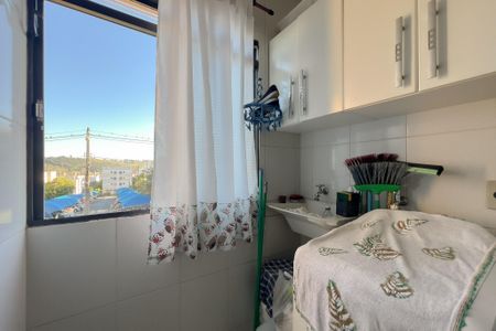 Apartamento à venda com 2 quartos, 49m² em Nova Espírito Santo, Valinhos