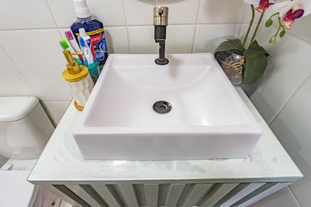 Apartamento à venda com 41m², 2 quartos e sem vaga Apartamento à venda com 41m², 2 quartos e sem vagaBanheiro
