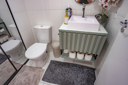 Apartamento à venda com 41m², 2 quartos e sem vaga Apartamento à venda com 41m², 2 quartos e sem vagaBanheiro