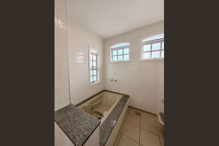 Casa à venda com 181m², 3 quartos e 2 vagasSacada 
