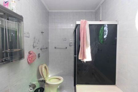 Banheiro da Suíte de casa à venda com 3 quartos, 236m² em Vila Pedra Branca, São Paulo