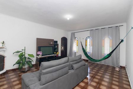 Casa à venda com 3 quartos, 236m² em Vila Pedra Branca, São Paulo