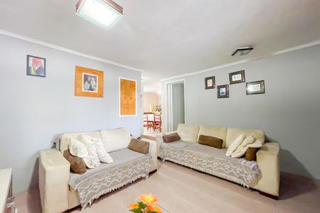 Sala de casa à venda com 2 quartos, 107m² em Veloso, Osasco