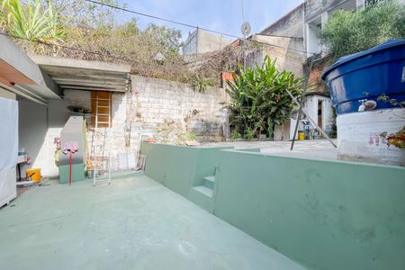 Quintal de casa à venda com 2 quartos, 107m² em Veloso, Osasco