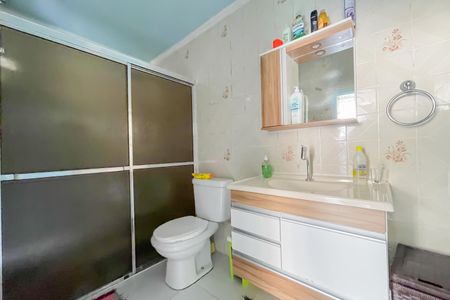 Banheiro de casa à venda com 2 quartos, 107m² em Veloso, Osasco