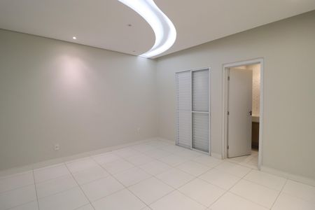 Casa para alugar com 360m², 3 quartos e 7 vagasQuarto 1 - Suíte