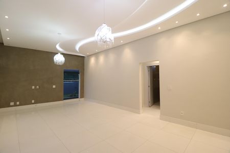 Casa para alugar com 360m², 3 quartos e 7 vagasSala