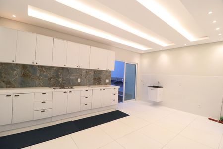 Casa para alugar com 360m², 3 quartos e 7 vagasCozinha