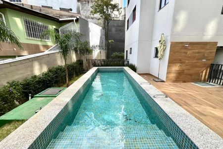 Apartamento para alugar com 36m², 2 quartos e sem vaga Apartamento para alugar com 36m², 2 quartos e sem vagaÁrea comum - Piscina