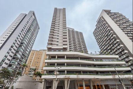 Apartamento para alugar com 25m², 1 quarto e 1 vaga Apartamento para alugar com 25m², 1 quarto e 1 vagaFachada