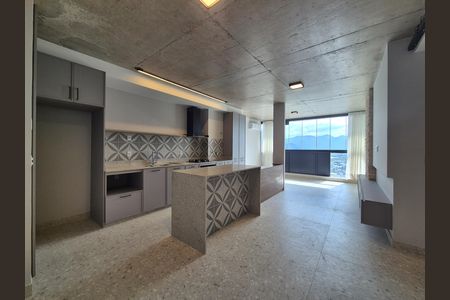 Apartamento para alugar com 82m², 2 quartos e 1 vaga